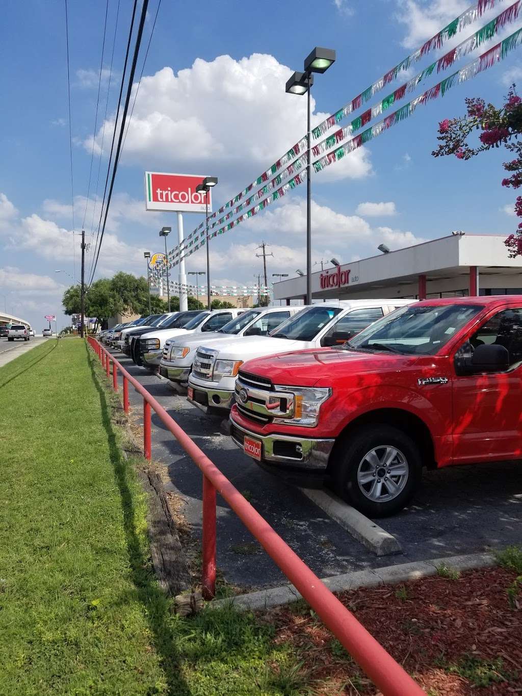 Tricolor Auto | 6300 Bandera Rd, San Antonio, TX 78238, USA | Phone: (210) 254-3677