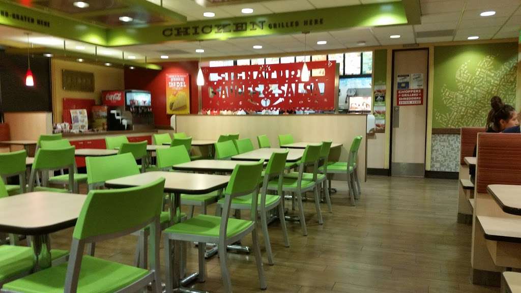 Del Taco | 3730 E Chapman Ave, Orange, CA 92869, USA | Phone: (714) 997-4550