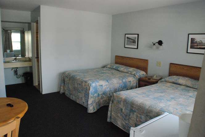 Point Beach Motel | 18 Trenton Ave, Point Pleasant Beach, NJ 08742, USA | Phone: (732) 892-5100