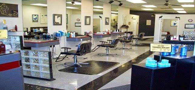 Lori Friend Hair Studio | 333 Peterson Rd Suite A, Libertyville, IL 60048, USA | Phone: (847) 367-4690
