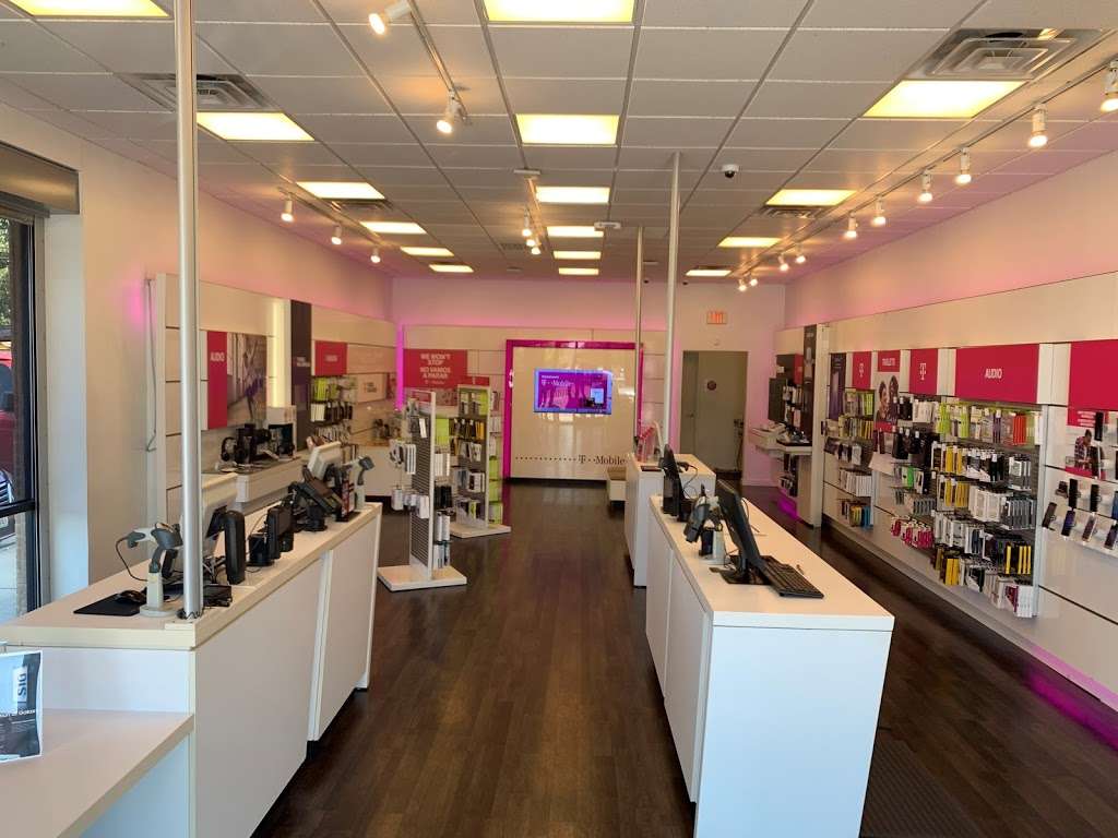 T-Mobile | 12209 Lake June Rd, Balch Springs, TX 75180, USA | Phone: (972) 288-2148