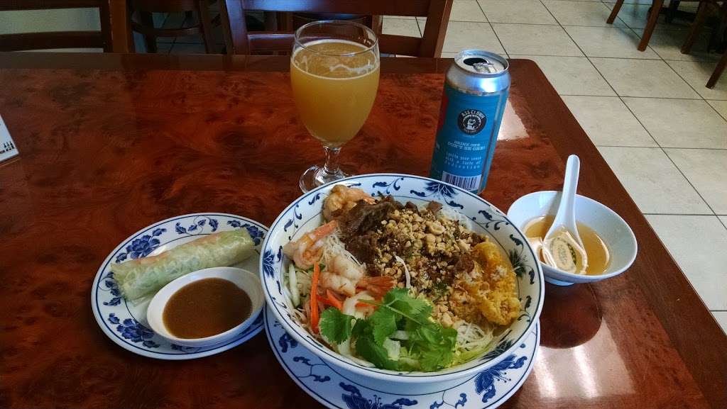 Pho Nam | 18059, W Catawba Ave, Cornelius, NC 28031, USA | Phone: (704) 892-9133