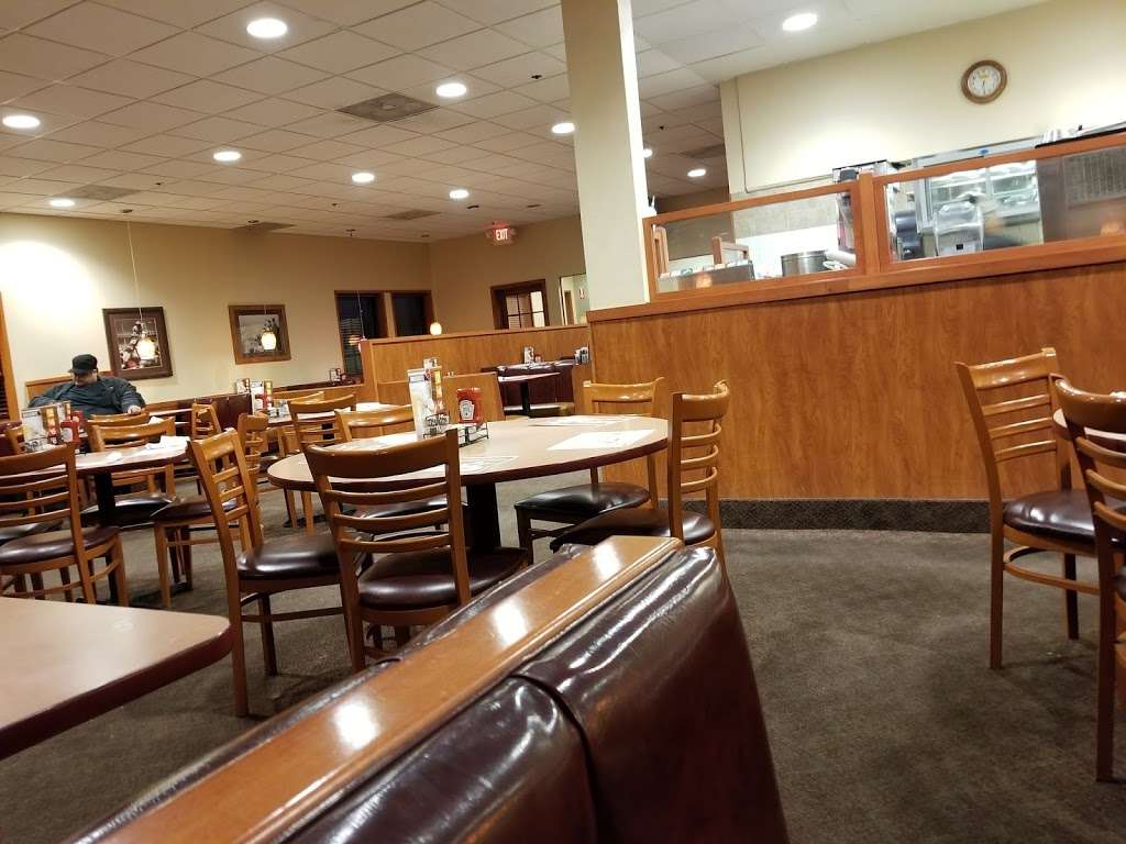 Dennys | 1401 Ripley St, Lake Station, IN 46405, USA | Phone: (219) 962-7591