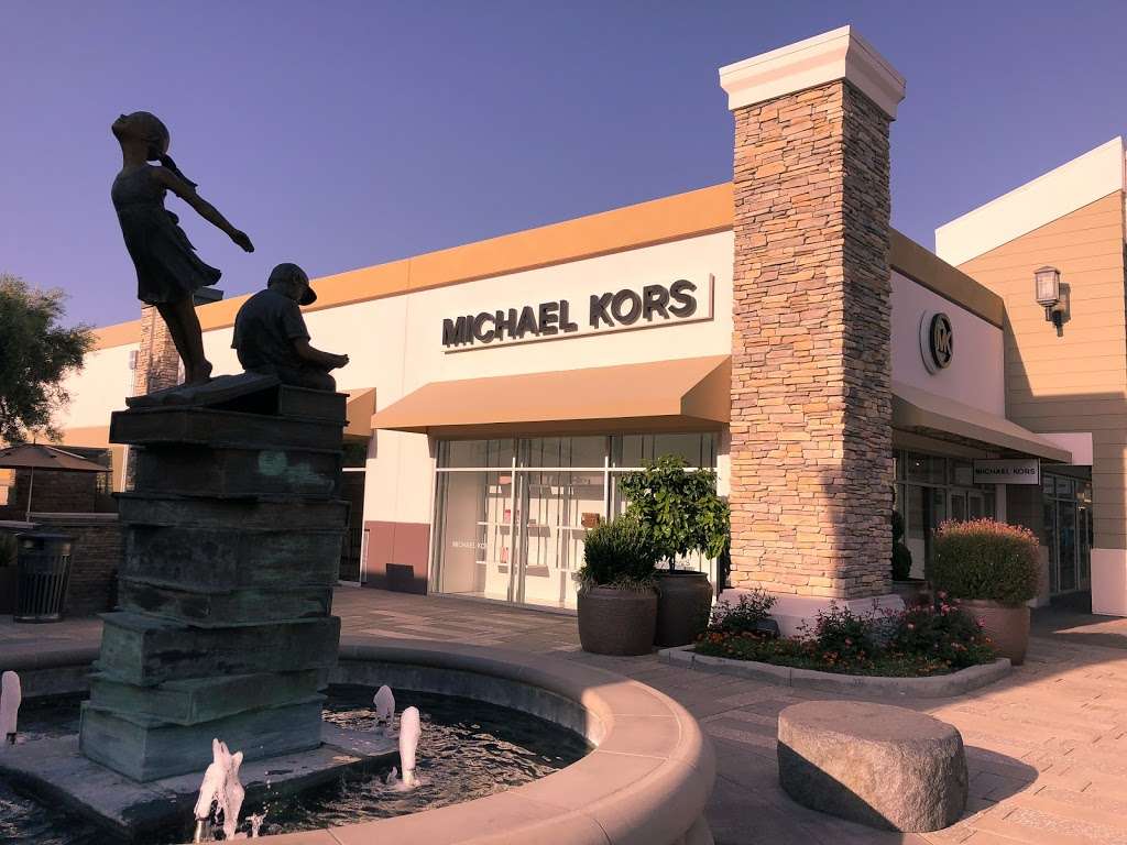 Michael Kors Outlet | 3690 Livermore Outlets Dr, Livermore, CA 94551, USA | Phone: (925) 456-0556