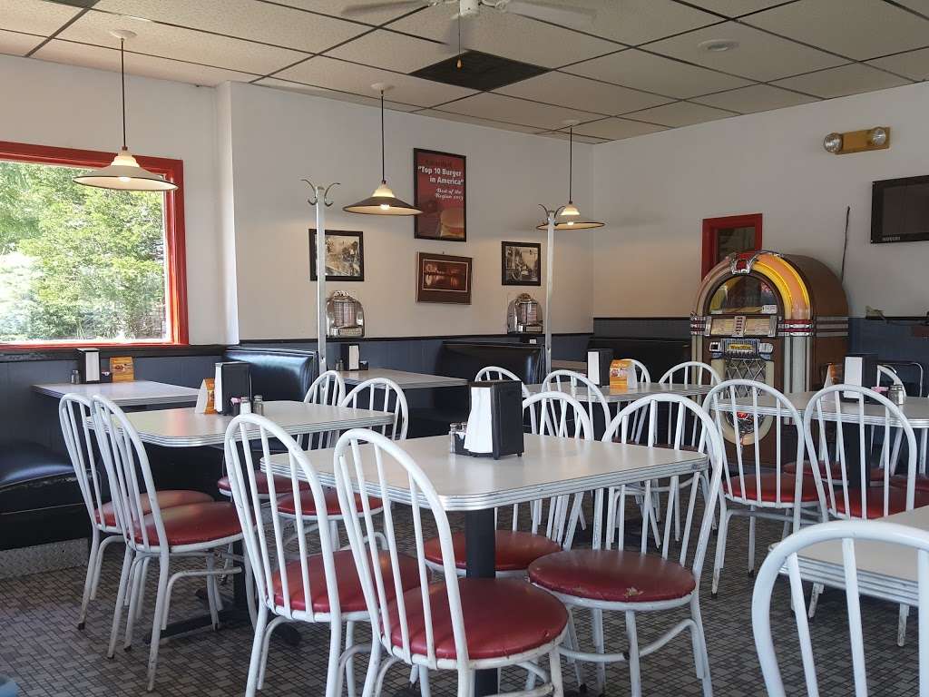 Schoops Hamburgers | 1449 Indianapolis Blvd, Whiting, IN 46394, USA | Phone: (219) 659-7030