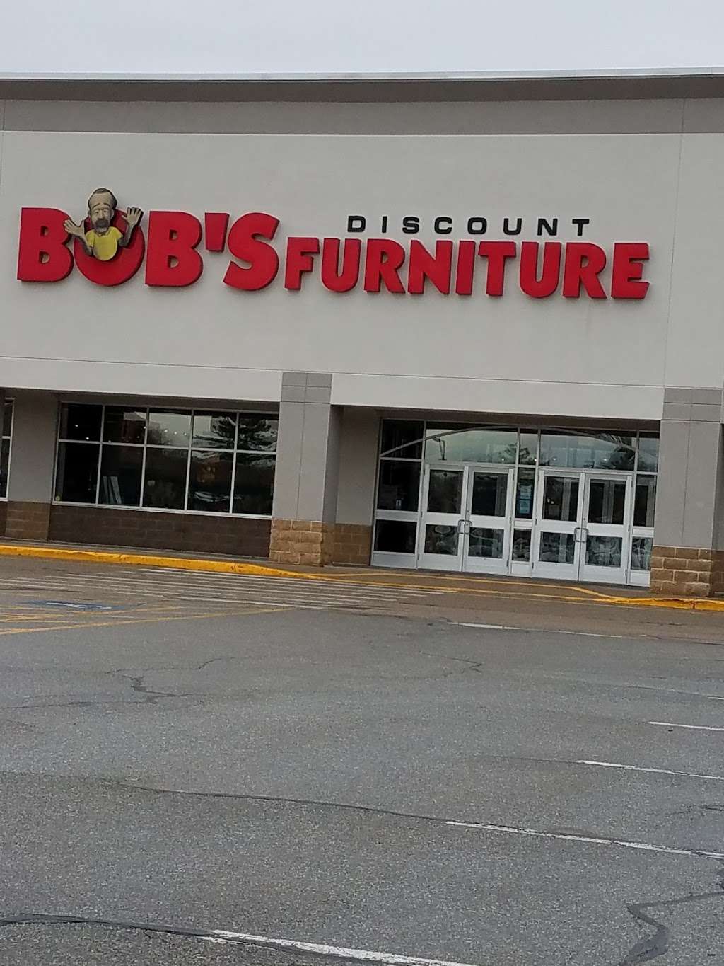 Bob’s Discount Furniture and Mattress Store | 221 Hartford Ave, Bellingham, MA 02019 | Phone: (774) 328-3333