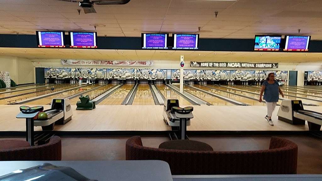 Millsboro Lanes | 213 Mitchell St, Millsboro, DE 19966, USA | Phone: (302) 934-0400