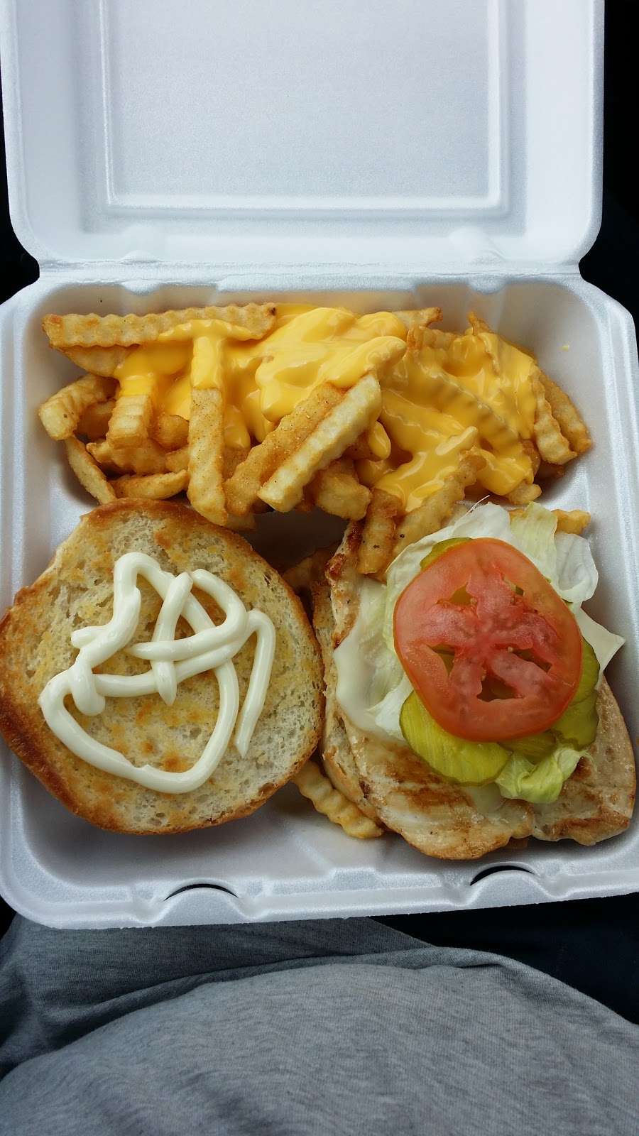 Burger Tex @ Brittmoore | 10900 Brittmoore Park Dr M, Houston, TX 77041, USA | Phone: (713) 466-0785