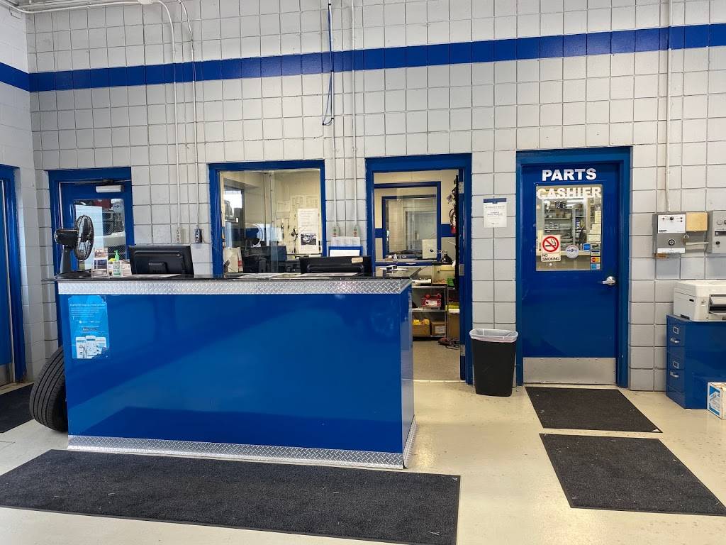 Weber Ford Service | 3465 Progress Pkwy, Granite City, IL 62040, USA | Phone: (618) 452-5400