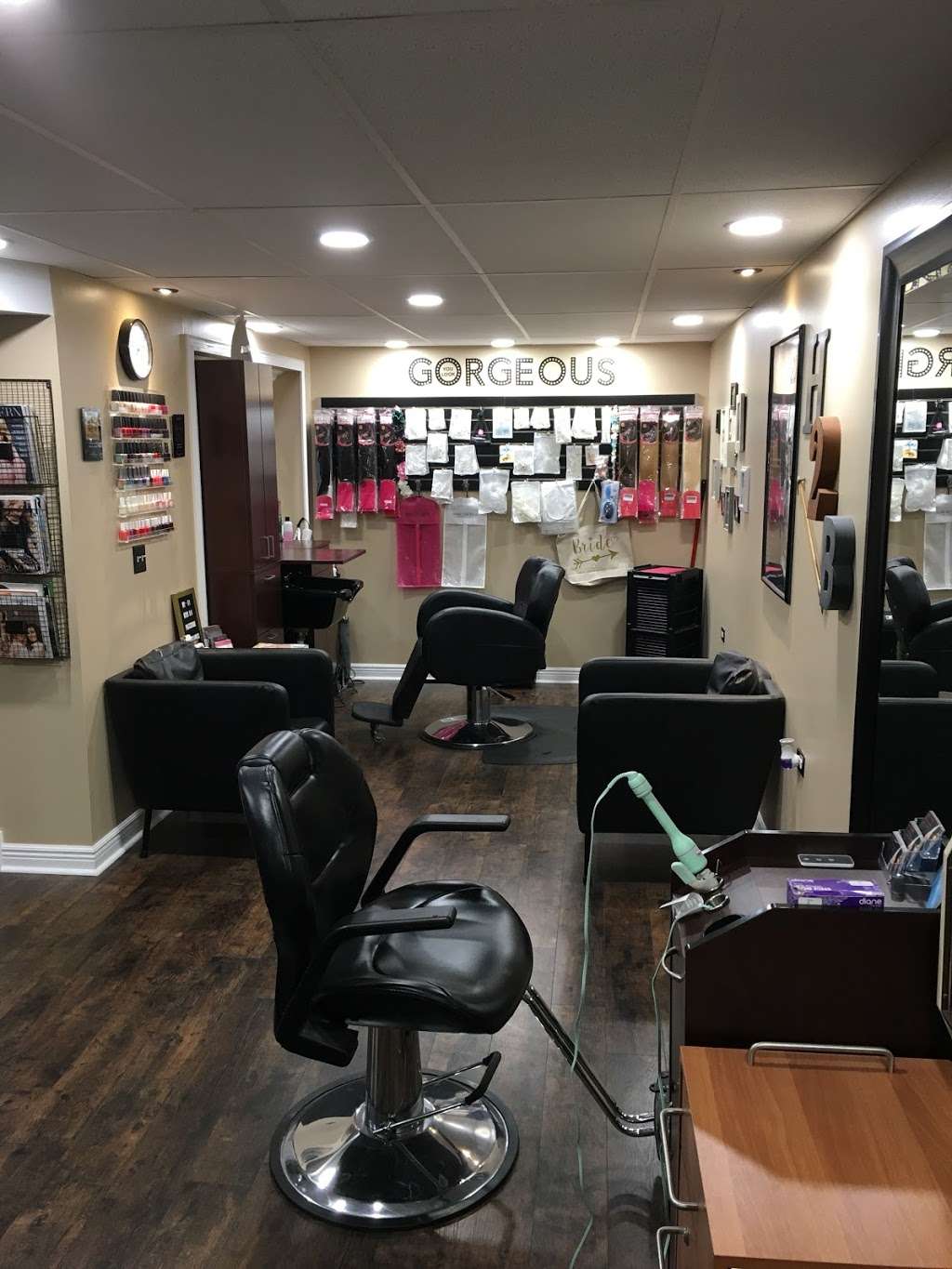 Hairs 2 the Bride, LLC | 3936 N Wilke Rd, Arlington Heights, IL 60004, USA | Phone: (855) 422-0411