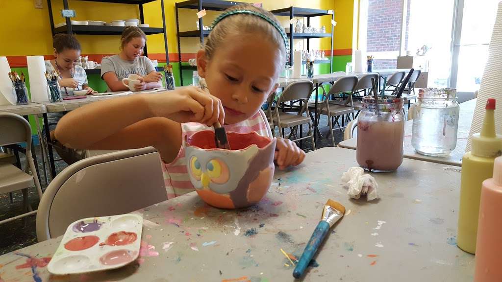 Paint Your Own Pottery | 187 E Mitchell Hammock Rd, Oviedo, FL 32765 | Phone: (407) 366-3331