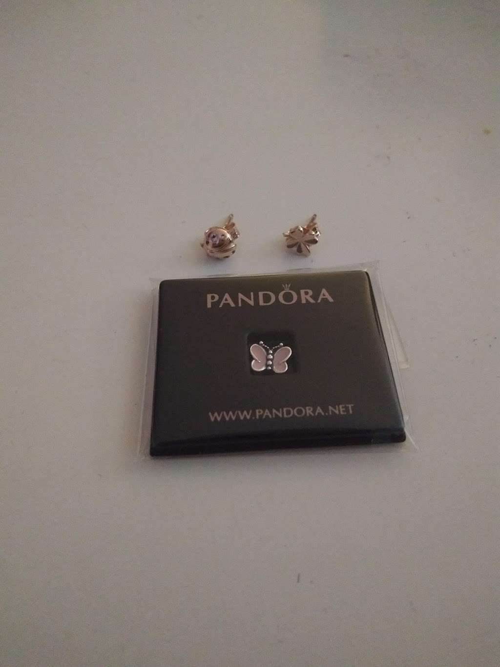 Pandora Jewelry | 5100 Avenue W #131, Brooklyn, NY 11234, USA | Phone: (718) 338-3587