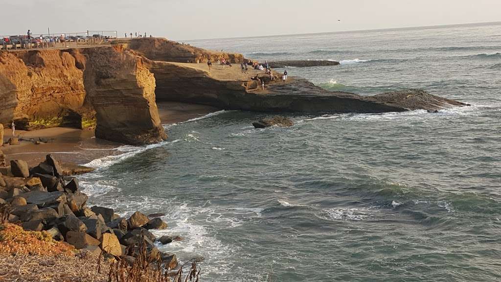 Sunset Cliffs Coastal Trail (Linear Park) | San Diego, CA 92107, USA