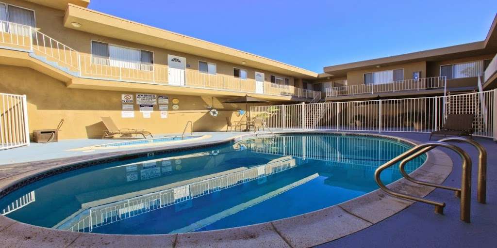 800 Meyer Apartments | 800 Meyer Ln, Redondo Beach, CA 90278 | Phone: (310) 379-2339