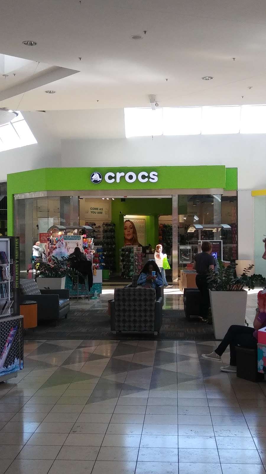 Crocs | 1455 NW 107th Ave, Miami, FL 33172 | Phone: (305) 470-1153