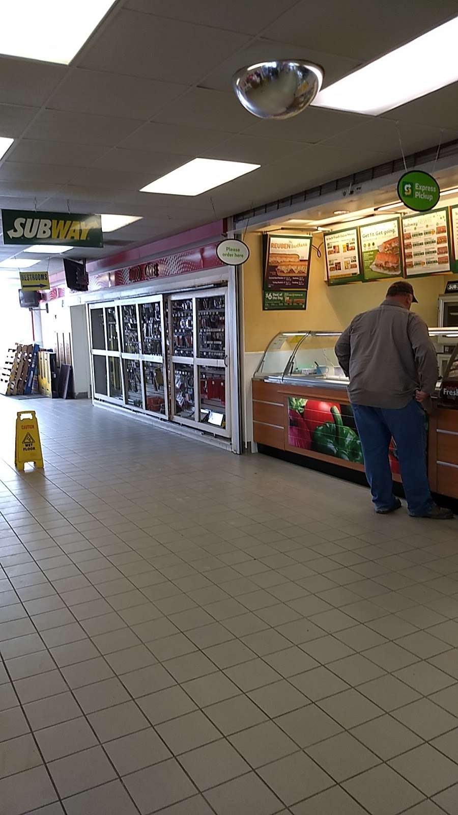 Subway Restaurants | 12602 S Freeway/Hwy 288, Houston, TX 77047, USA | Phone: (713) 928-6800