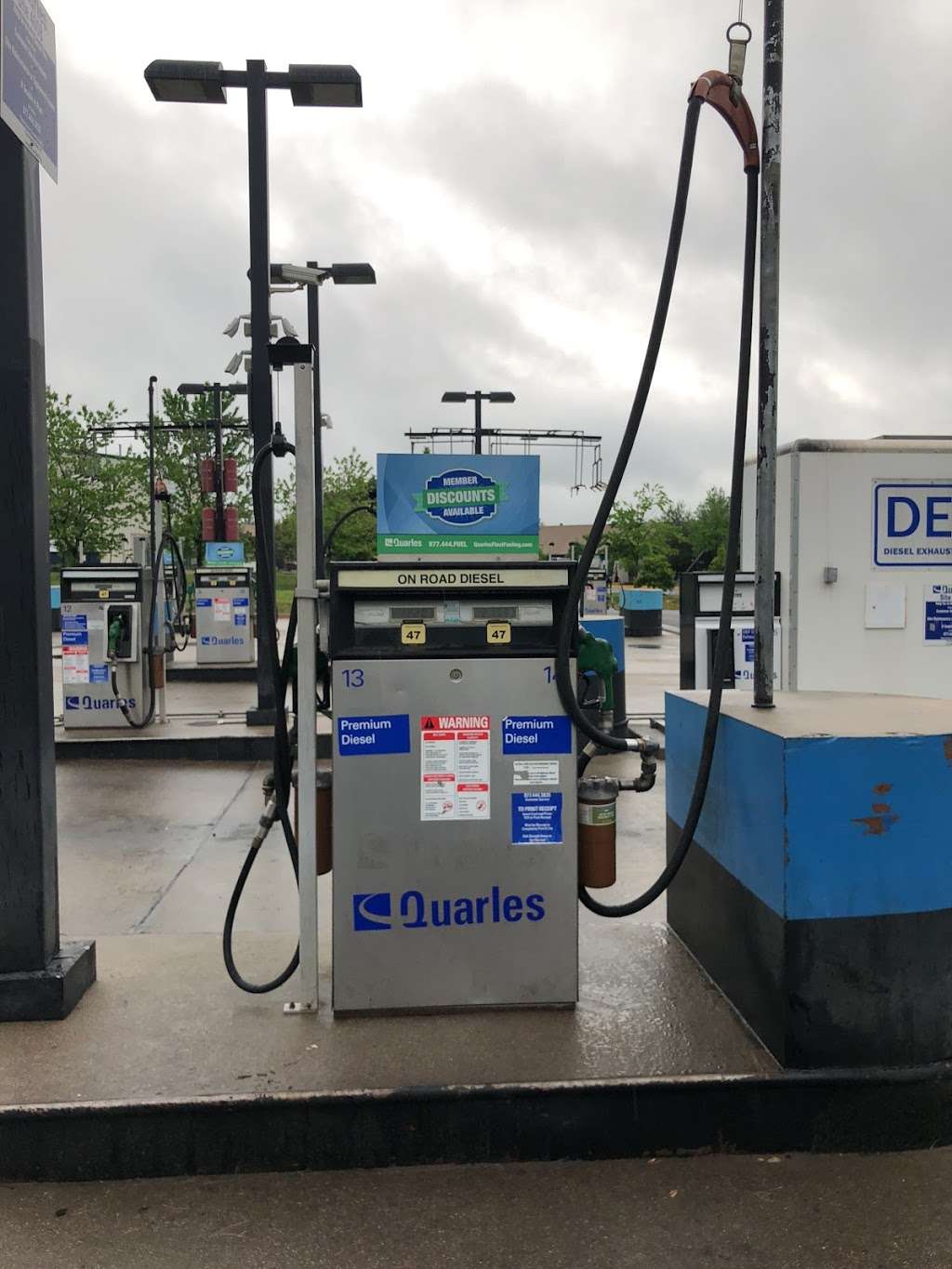 Quarles Fleet Fueling | 14060 Willard Rd, Chantilly, VA 20153, USA | Phone: (877) 444-3835