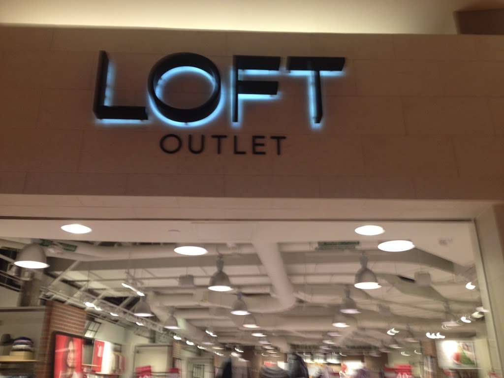 LOFT Outlet | 11401 NW 12th St, Miami, FL 33172, USA | Phone: (305) 715-7174