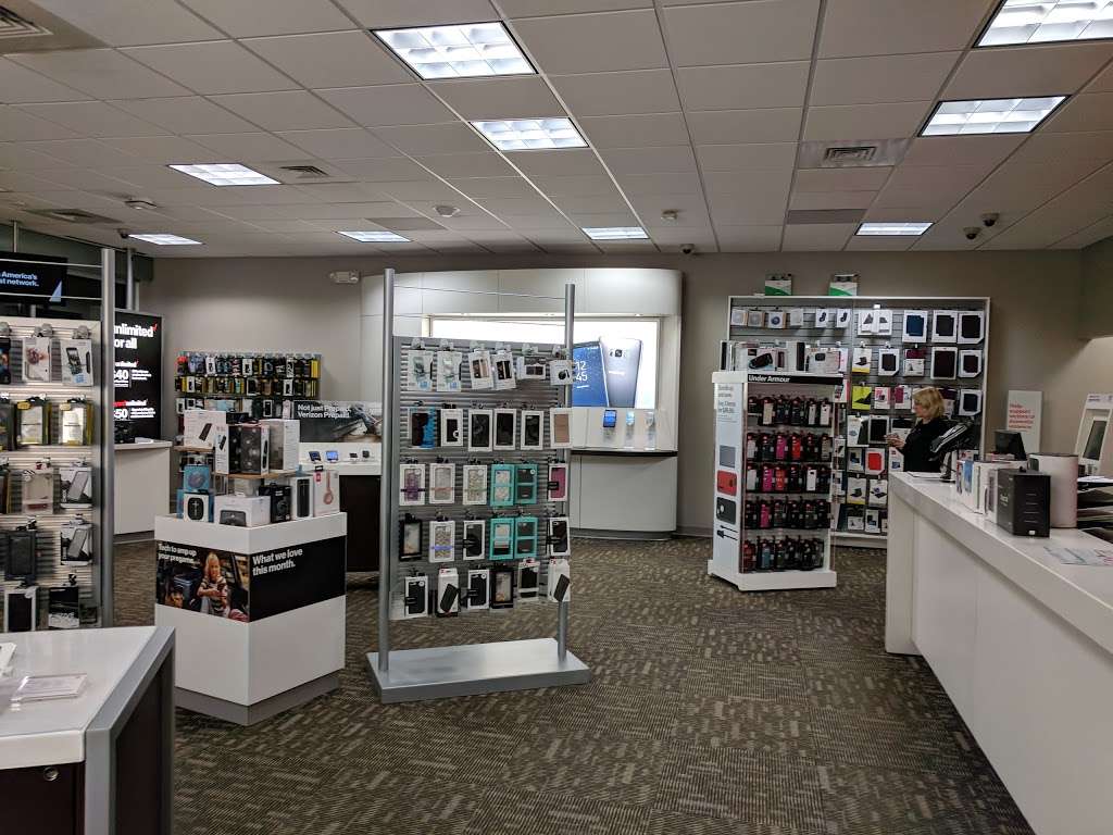 Verizon | 12910 Walker Branch Rd Suite 100, Charlotte, NC 28273, USA | Phone: (704) 583-3005