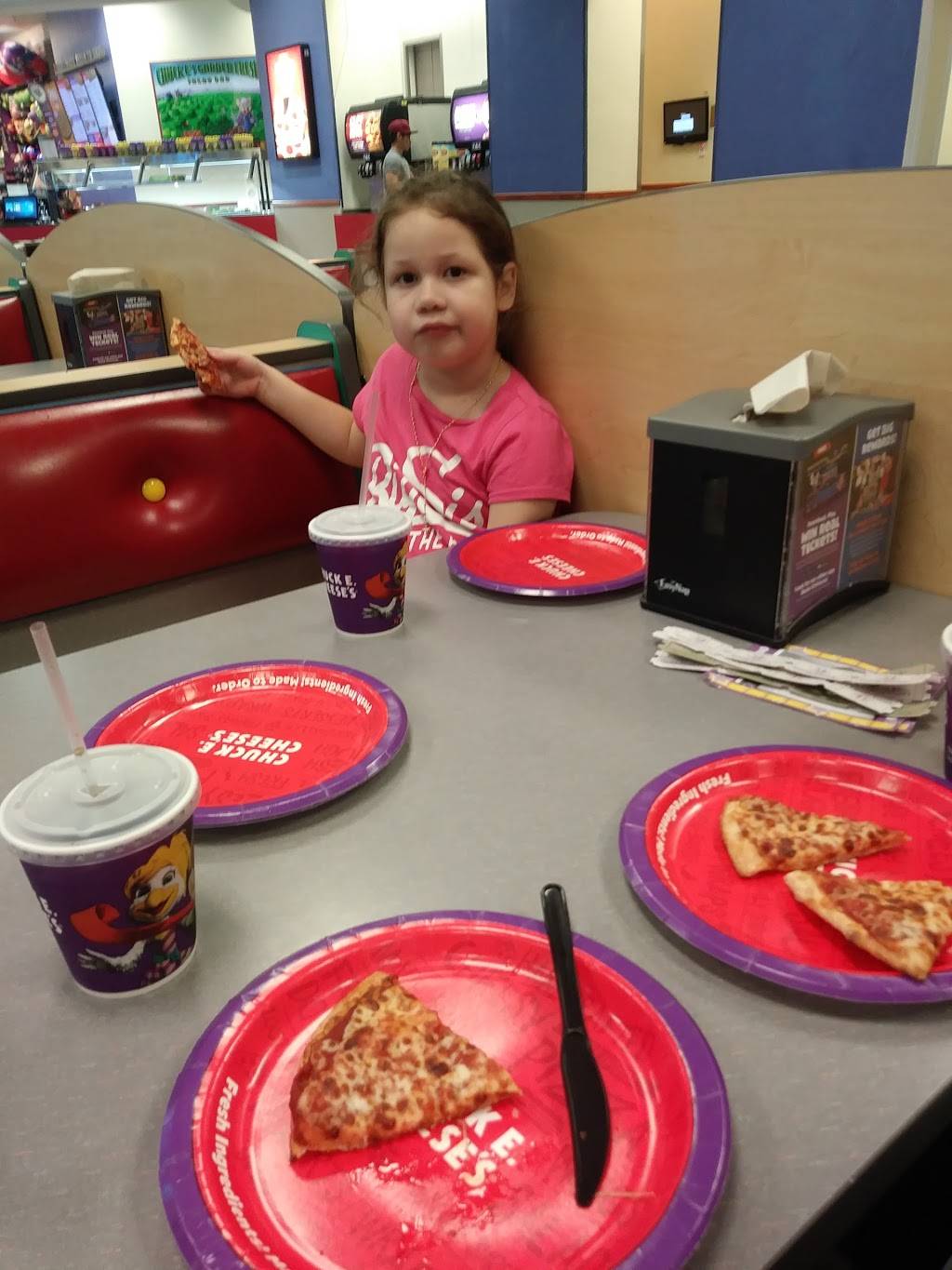 Chuck E. Cheese | 8101 Tonnele Ave, North Bergen, NJ 07047, USA | Phone: (201) 861-2397