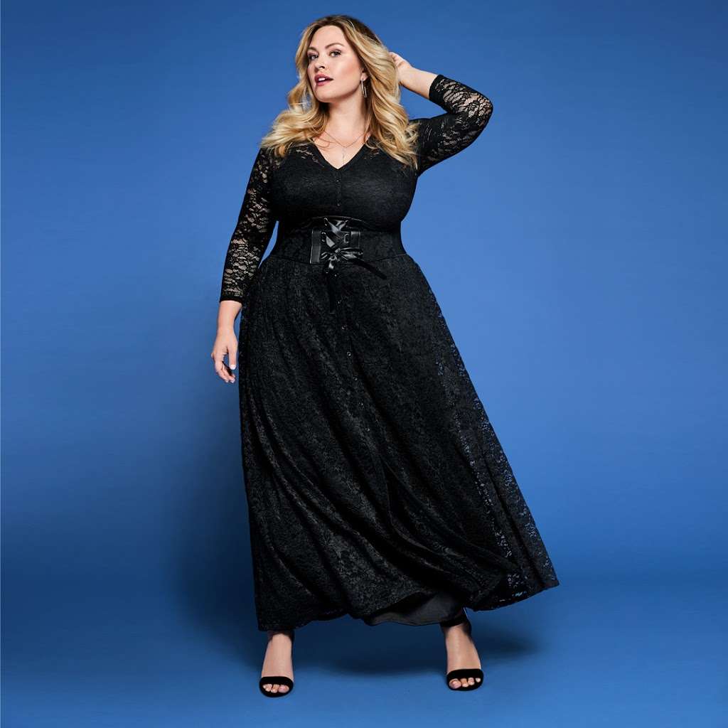 Torrid | 400 Commons Way, Spc 3395, Bridgewater, NJ 08807, USA | Phone: (908) 725-1710