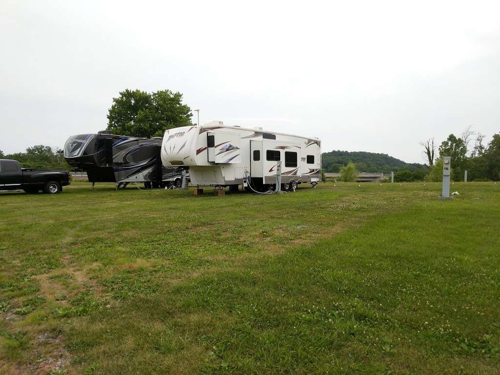 Nahkeeta Campsite LLC | 1435 Charles Town Rd, Martinsburg, WV 25405, USA | Phone: (304) 263-5382