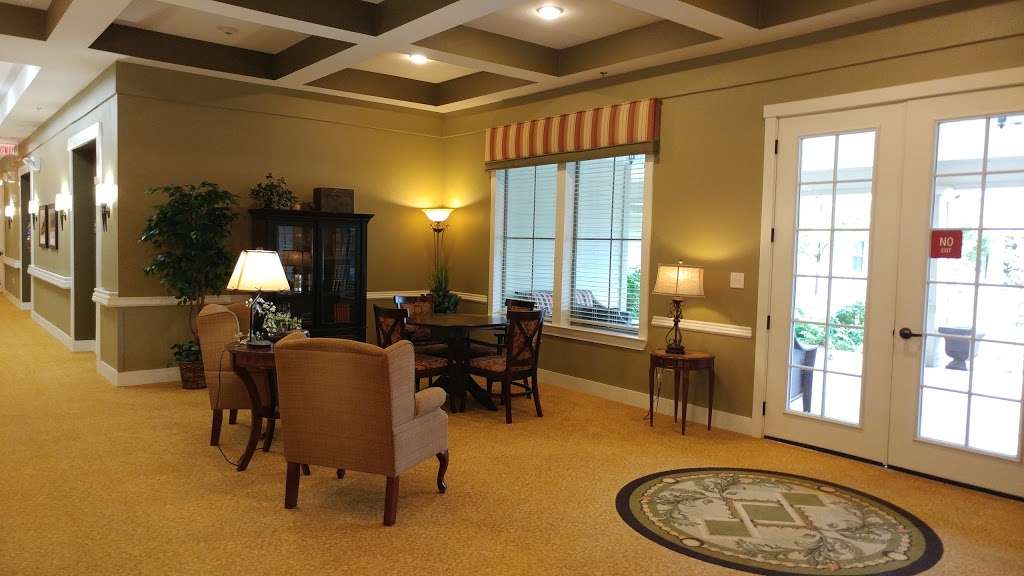 River Oaks Assisted Living | 1530 E Sandy Lake Rd, Coppell, TX 75019, USA | Phone: (469) 240-1624