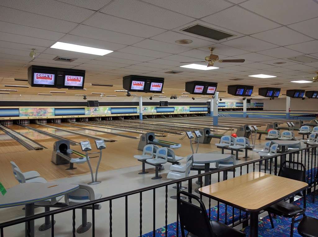 Earl Bowl Lanes | 390 Morwood Rd, Earlington, PA 18918, USA | Phone: (215) 723-9130