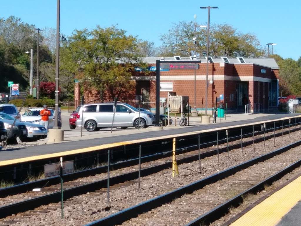 Waukegan Metra Station | Waukegan, IL 60085, USA
