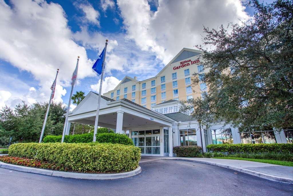 Hilton Garden Inn Orlando at SeaWorld | 6850 Westwood Blvd, Orlando, FL 32821, USA | Phone: (407) 354-1500
