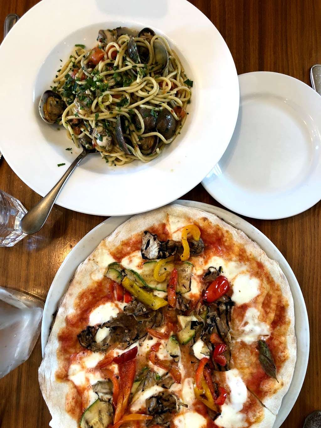 VIA UNO Cucina Italiana & Bar | 2810 Cabrillo Hwy N, Half Moon Bay, CA 94019 | Phone: (650) 560-8858