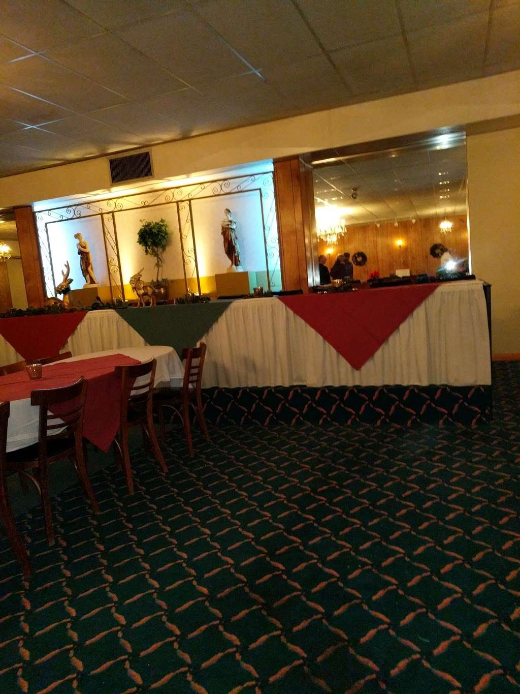 Gramercy Ballroom & Restaurant | 155 S Main St, Pittston, PA 18640, USA | Phone: (570) 655-1111