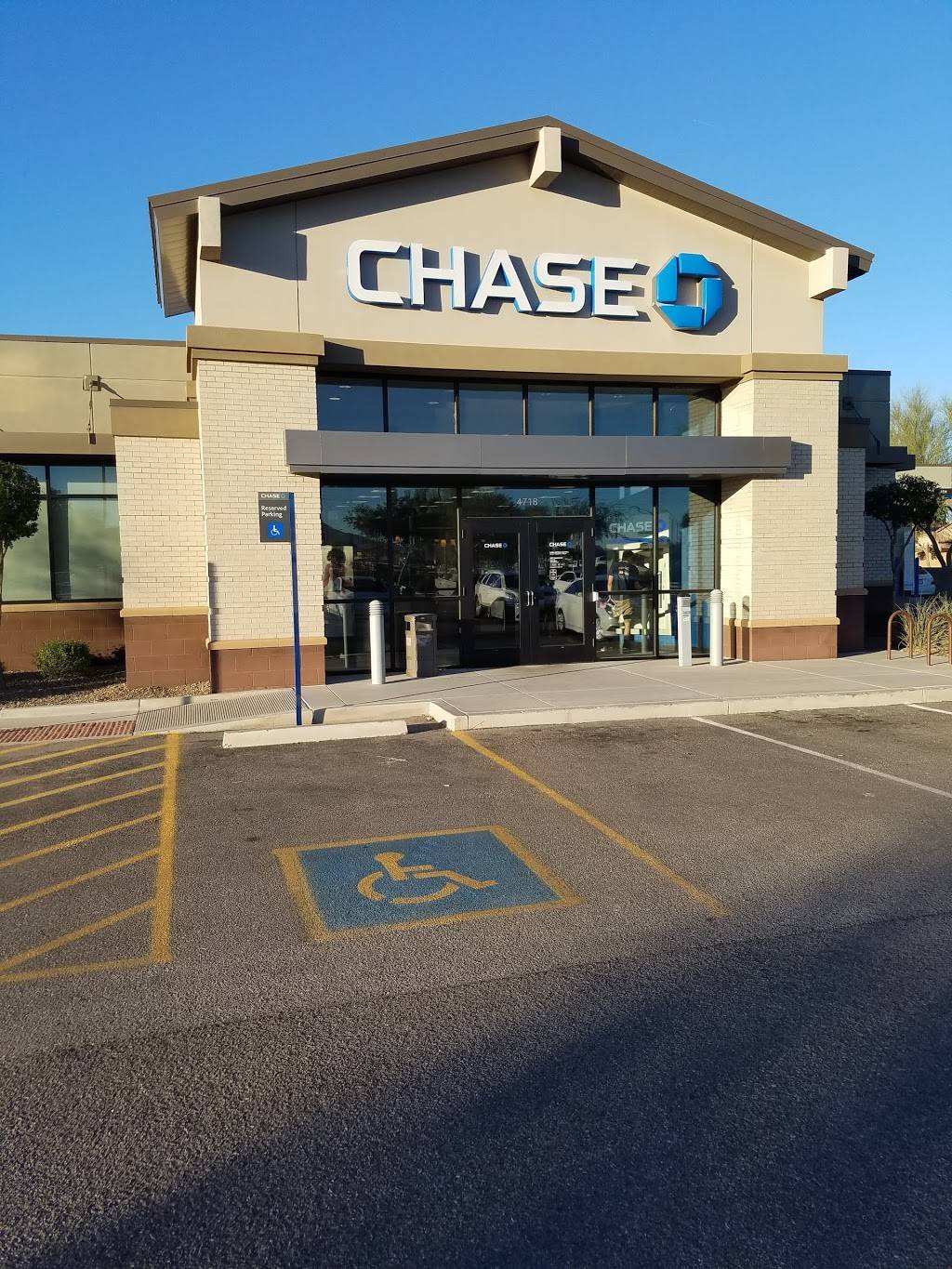Chase Bank | 4718 S Higley Rd, Gilbert, AZ 85297, USA | Phone: (480) 279-4093