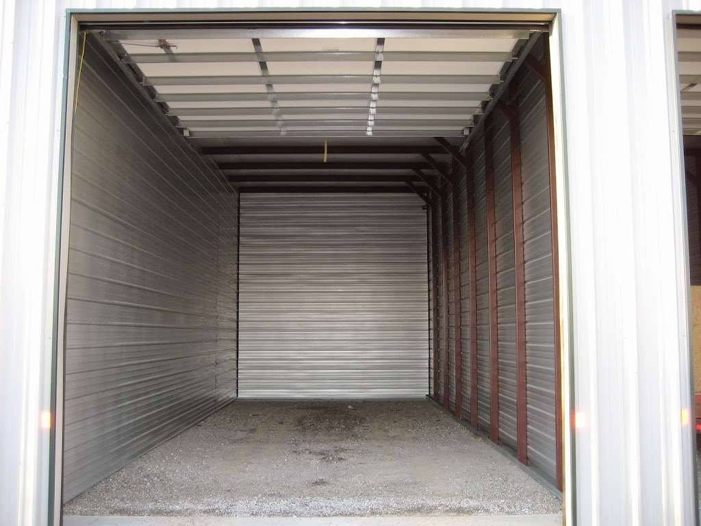 Bohmann Boat & RV Storage | 808 E 28th St, Lawrence, KS 66046 | Phone: (785) 423-0852