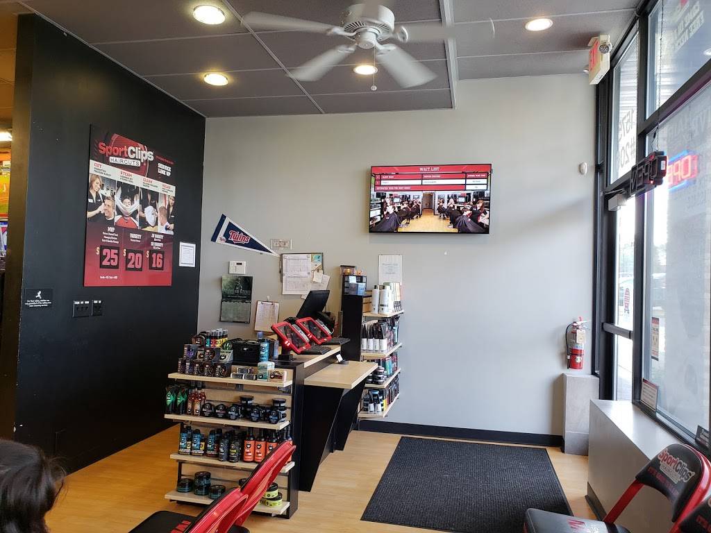 Sport Clips Haircuts of Woodbury | 1575 Queens Dr Suite #206, Woodbury, MN 55125, USA | Phone: (651) 735-0347