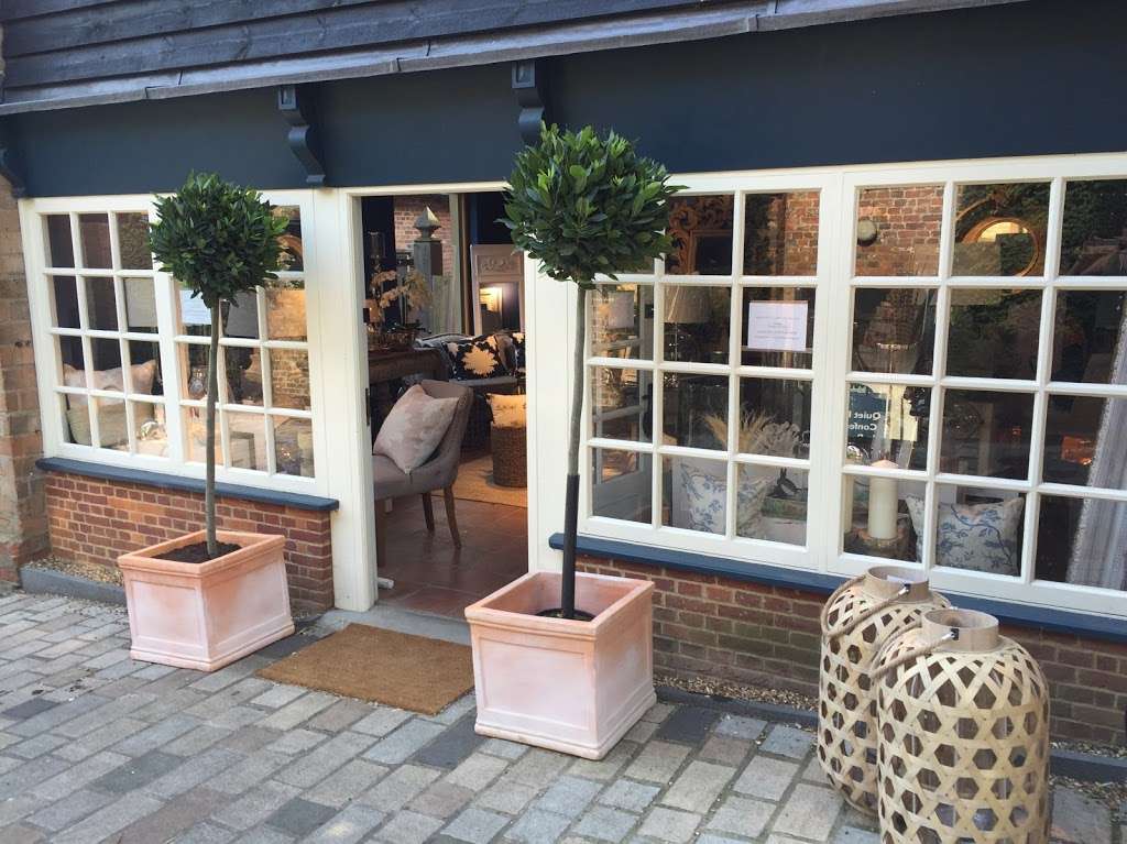 Rebecca Clark Interiors | The Palace Green Gallery, Hatfield AL9 5NQ, UK | Phone: 01707 263169