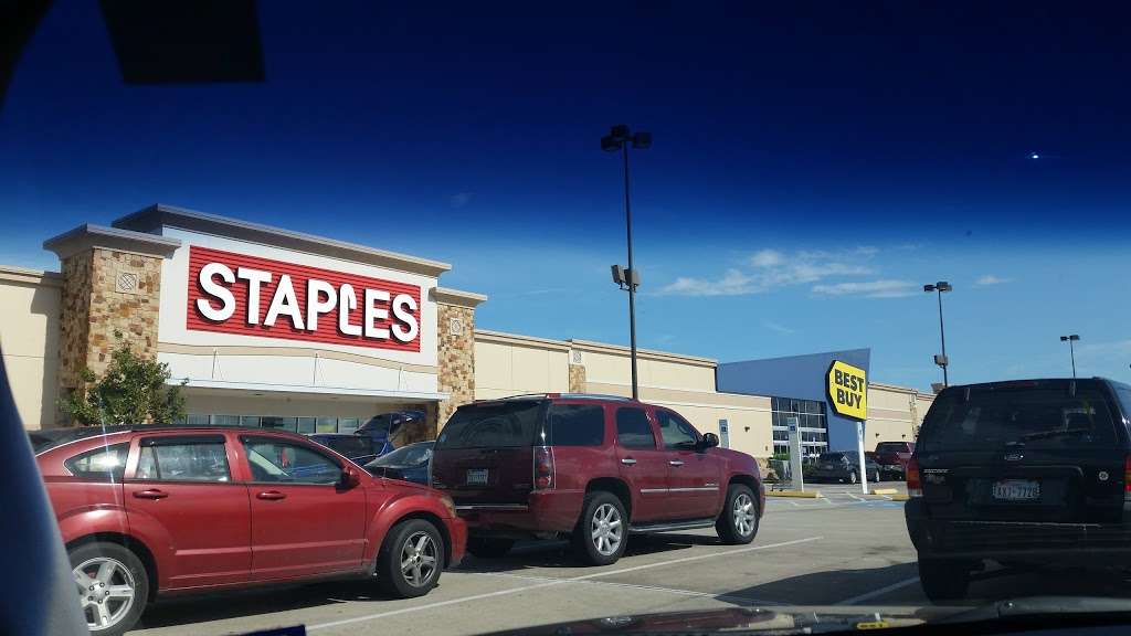 Staples | 6022 E Sam Houston Parkway, North, Houston, TX 77049 | Phone: (281) 454-4431