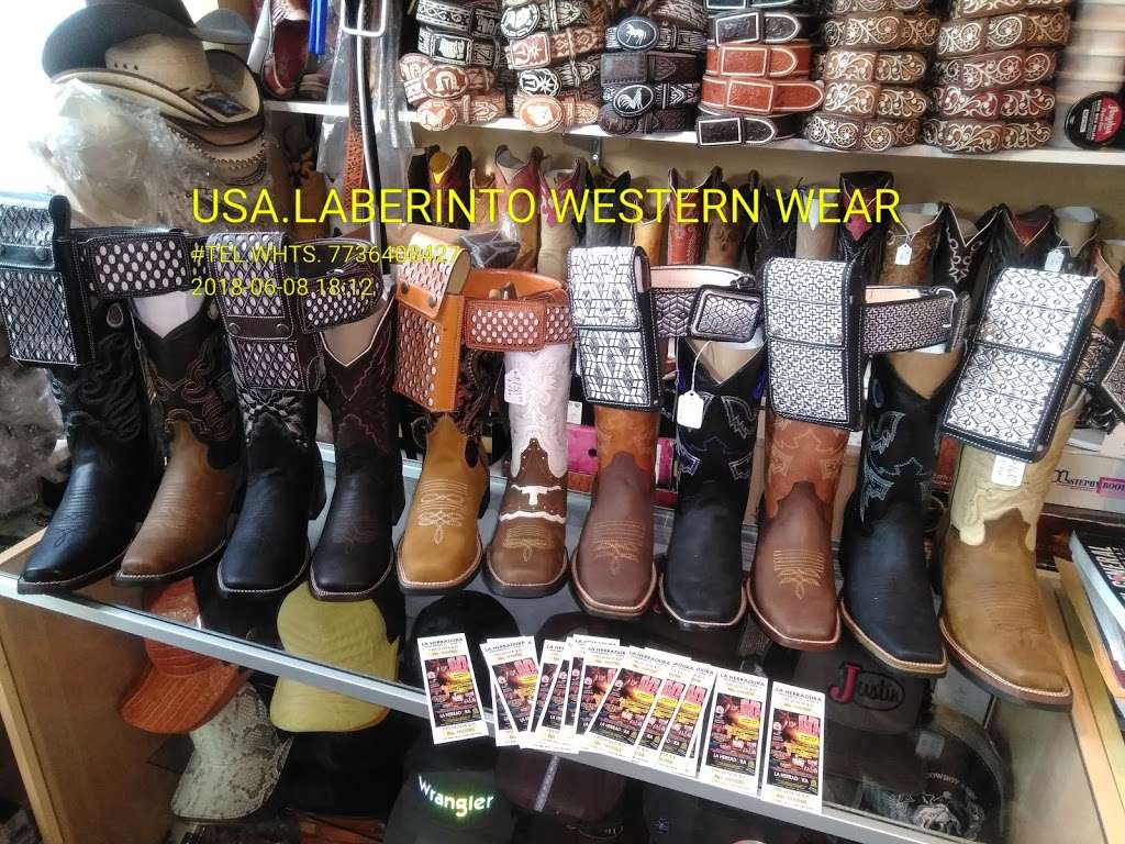 Laberinto Western Wear | 5710 S Pulaski Rd, Chicago, IL 60629, USA | Phone: (773) 640-8427