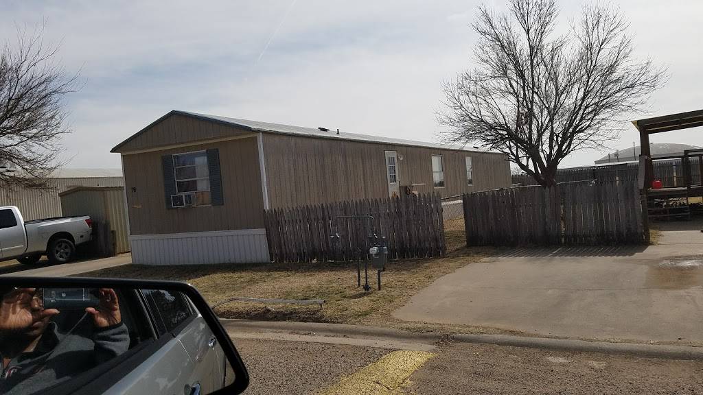 Westfork Mobile Home Park | 2802 N Quaker Ave, Lubbock, TX 79415 | Phone: (806) 744-3442