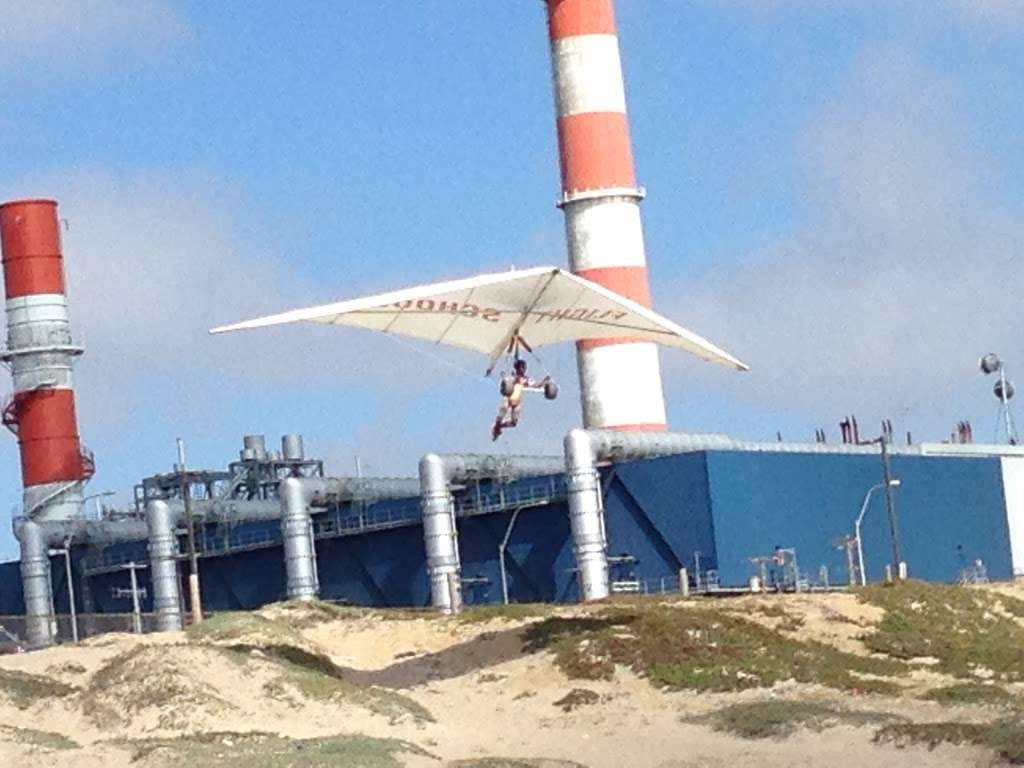 Windsports Hang Gliding at Dockweiler Beach | 12601 Vista Del Mar, Playa Del Rey, CA 90293, USA | Phone: (818) 367-2430