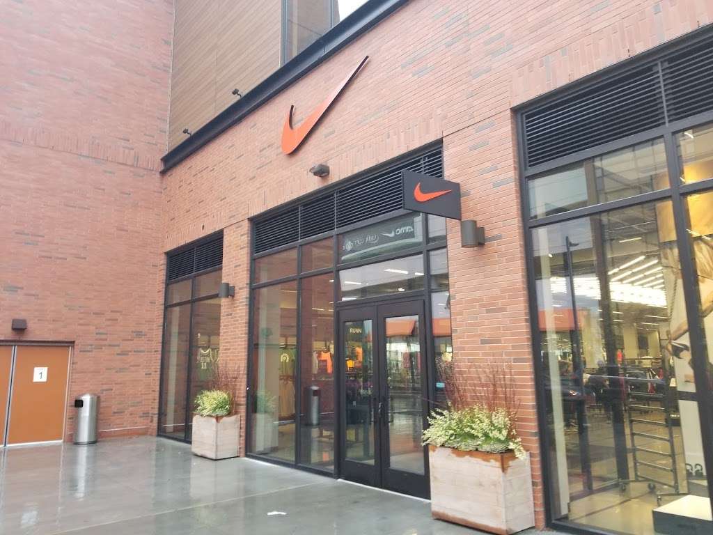 Nike Factory Store | 33 District Avenue, Dorchester, MA 02125, USA | Phone: (617) 929-3978