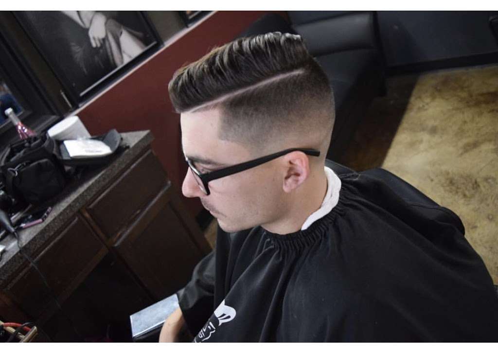 Blue’s Barber Shop | 9595 US-87 #105, San Antonio, TX 78263, USA | Phone: (210) 668-0688