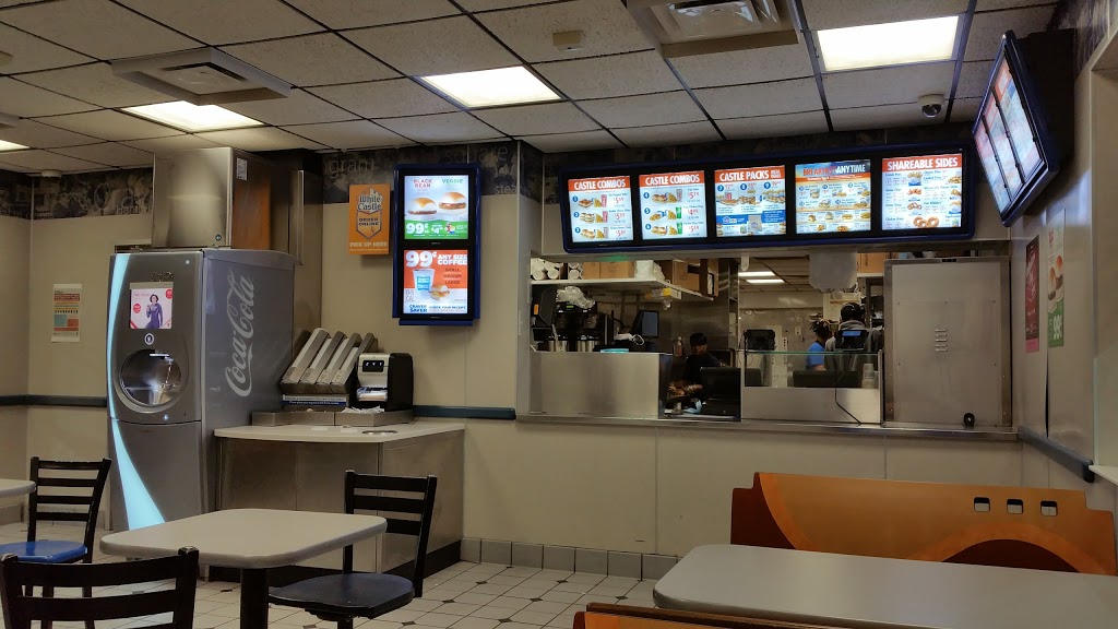 White Castle | 11120 New Halls Ferry Road, Florissant, MO 63033 | Phone: (314) 831-1666