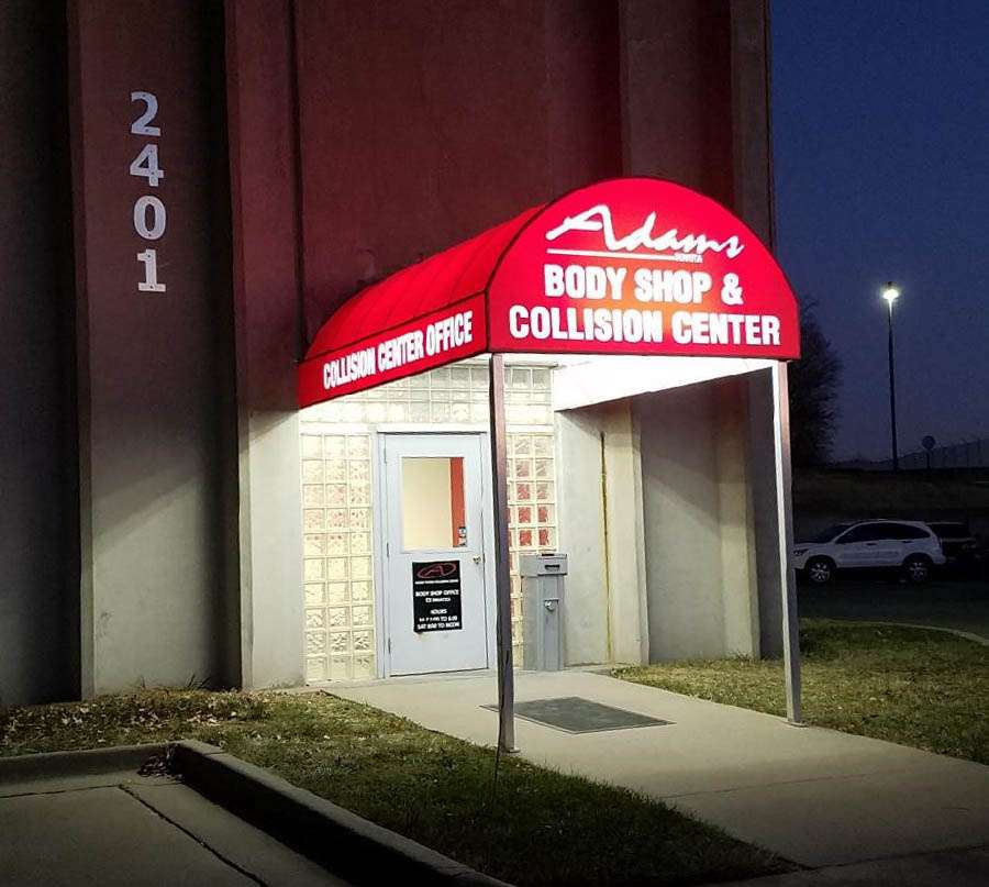 Adams Kansas City Toyota Collision Center | 2401 NE Douglas St, Lees Summit, MO 64064 | Phone: (816) 358-8950