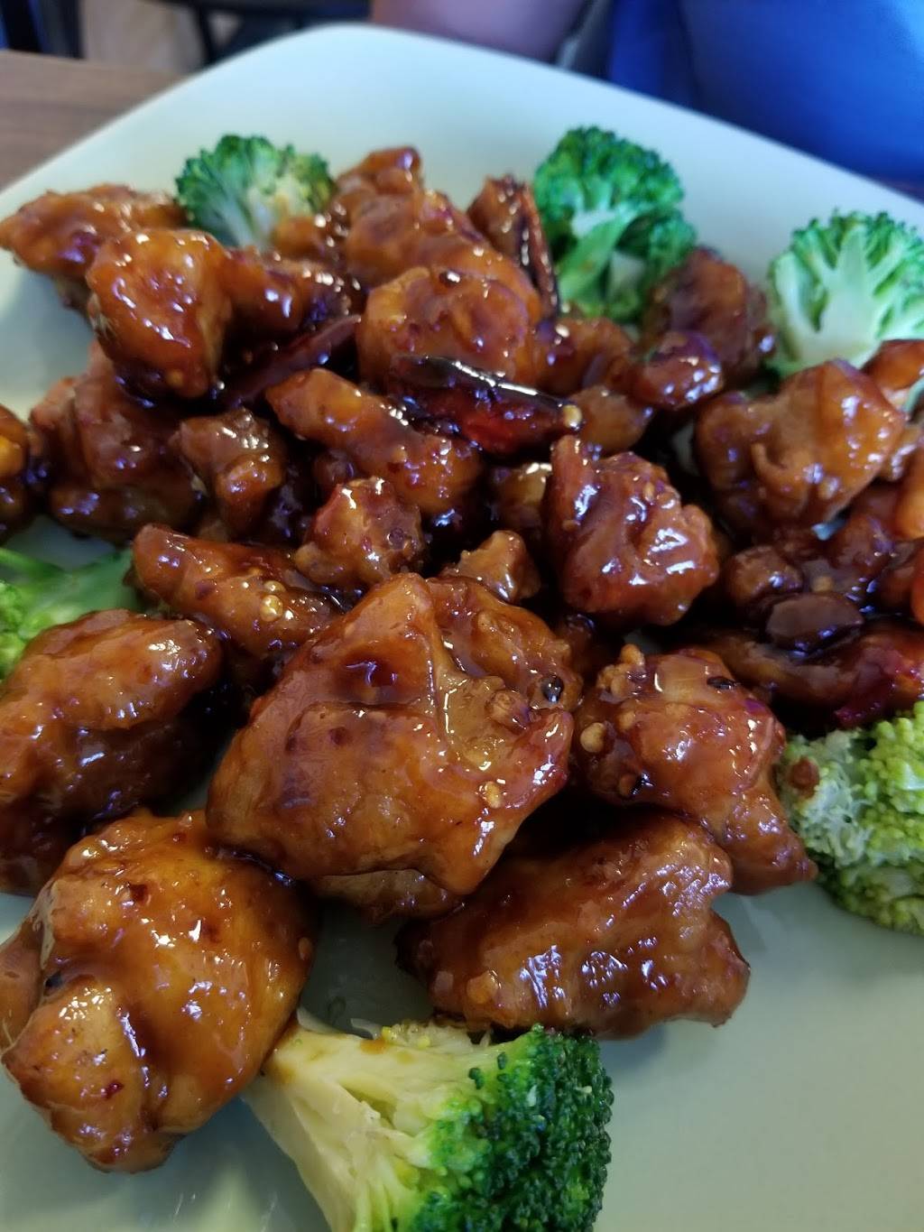 Pearl Chinese Restaurant Plus Carrier Chicken & Seafood | 844 S Carrier Pkwy #101, Grand Prairie, TX 75051, USA | Phone: (972) 262-2200