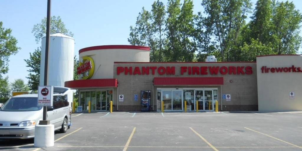 Phantom Fireworks of Curtice | 10224 Jerusalem Rd, Curtice, OH 43412, USA | Phone: (419) 836-4145