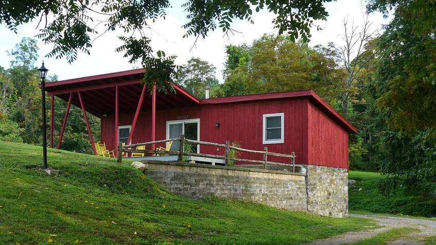 Willow Lake Farms Vacation Homes | 4 Willow Lake Dr, Fishkill, NY 12524, USA | Phone: (914) 475-5254