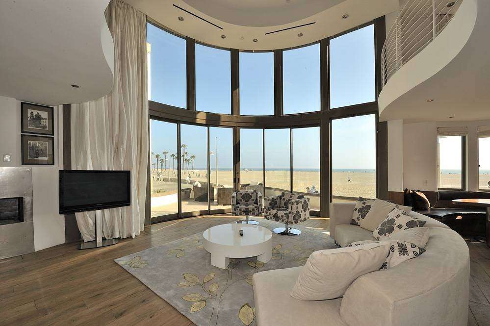 Blu Santa Monica | 11 Marine Terrace, Santa Monica, CA 90401, USA | Phone: (310) 394-7085