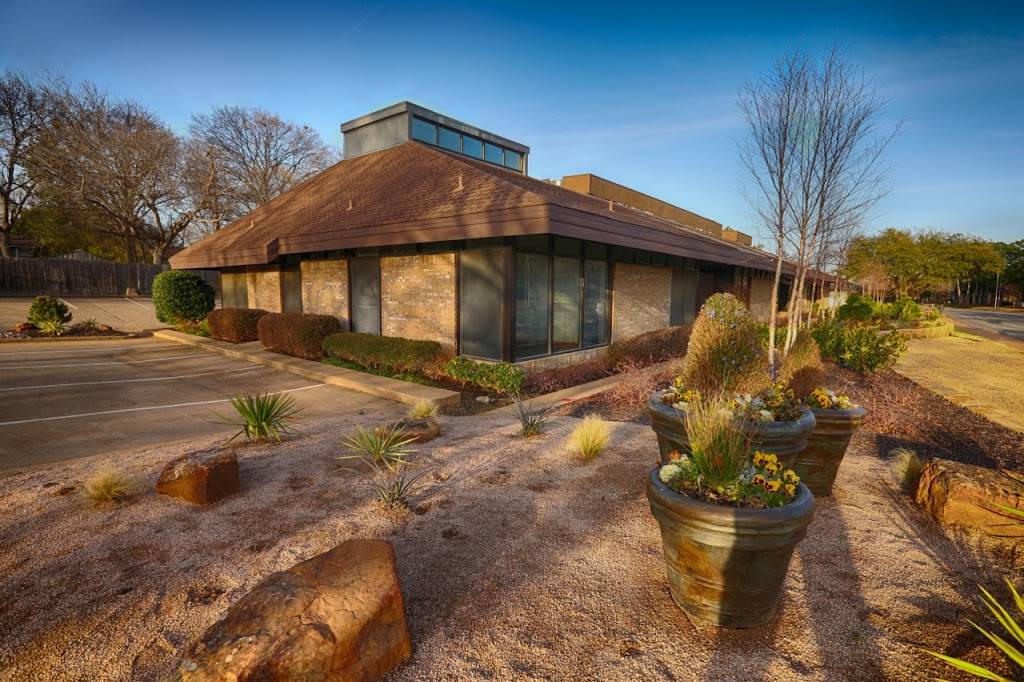 Stephen Ratcliff Family & Cosmetic Dentistry | 909 W Mitchell St, Arlington, TX 76013, USA | Phone: (817) 274-7875