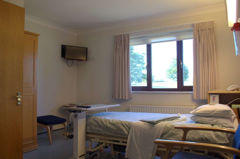 Spire Tunbridge Wells Hospital | Fordcombe Rd, Fordcombe, Tunbridge Wells TN3 0RD, UK | Phone: 01892 740047